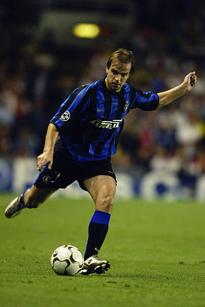 队纷纷投入 队纷纷投入